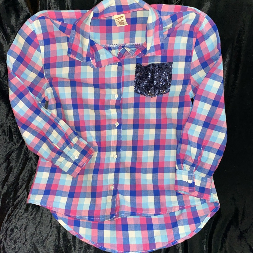 Girl’s plaid button down long sleeve shirt